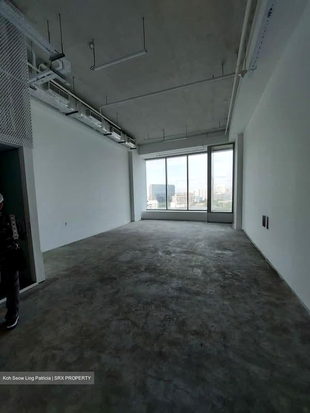 Arc 380 (D8), Office #568004381